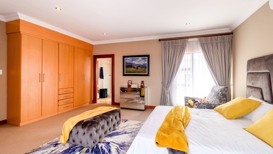 5 Bedroom Property for Sale in Meyersdal Gauteng