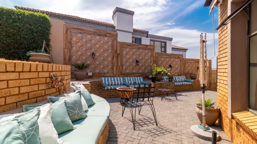 5 Bedroom Property for Sale in Meyersdal Gauteng