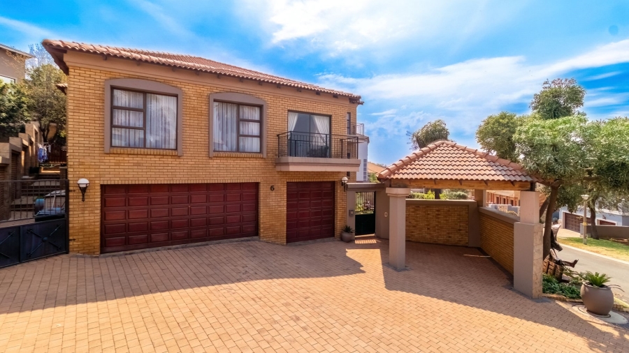5 Bedroom Property for Sale in Meyersdal Gauteng