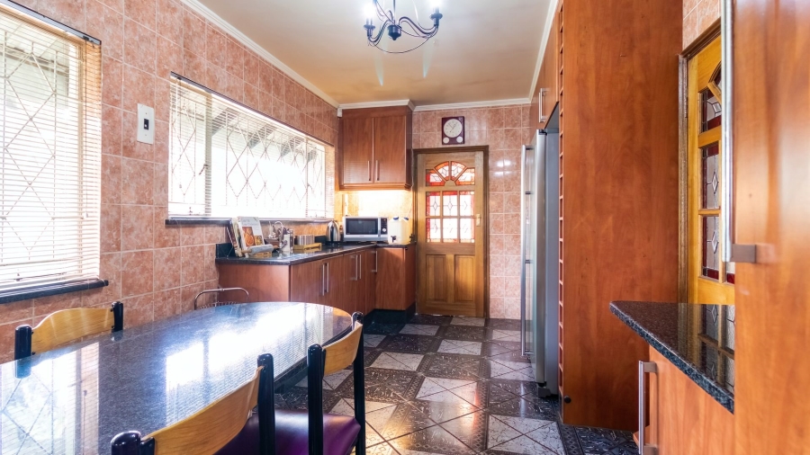 4 Bedroom Property for Sale in Gillview Gauteng