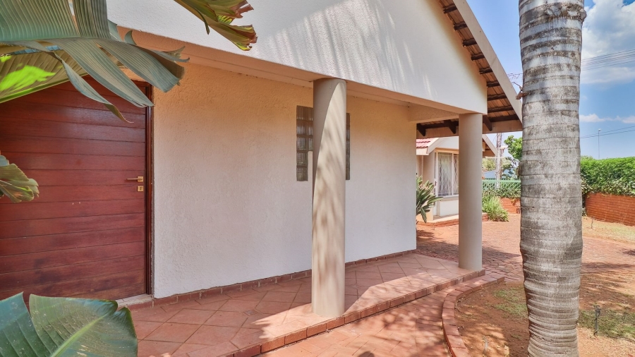 4 Bedroom Property for Sale in Gillview Gauteng