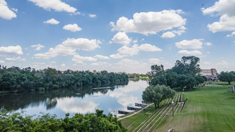 2 Bedroom Property for Sale in Peacehaven Gauteng