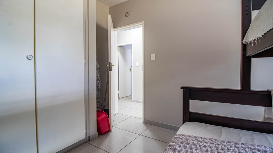 2 Bedroom Property for Sale in Peacehaven Gauteng