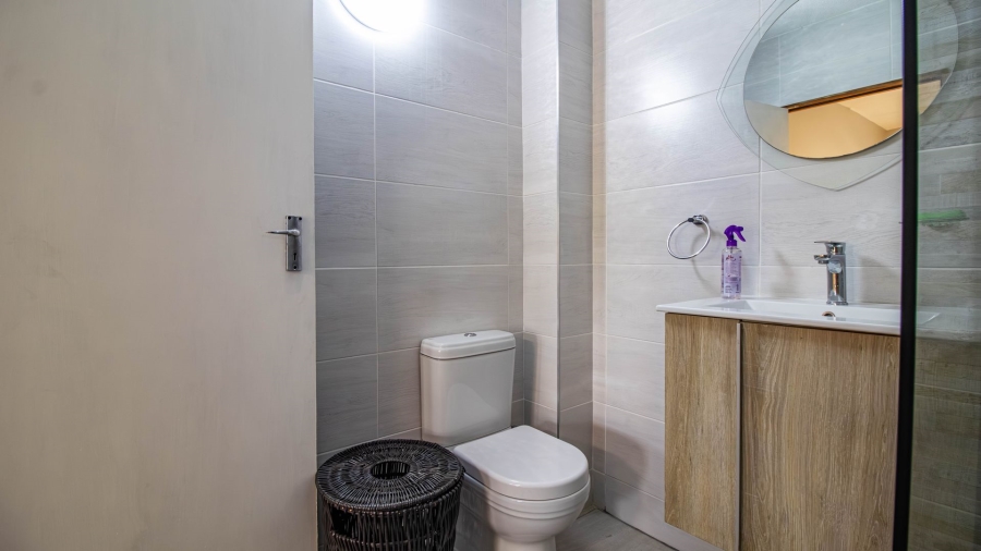 2 Bedroom Property for Sale in Peacehaven Gauteng