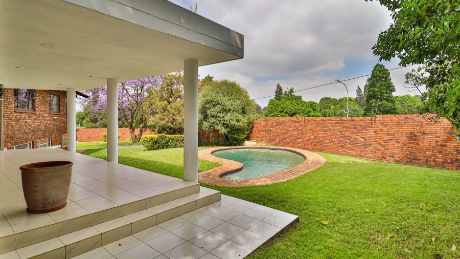 4 Bedroom Property for Sale in Rembrandt Park Gauteng