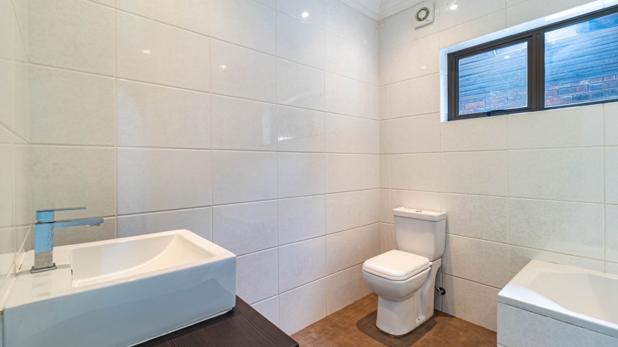 4 Bedroom Property for Sale in Rembrandt Park Gauteng