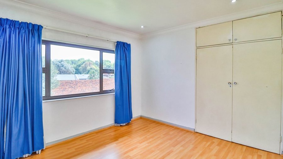 4 Bedroom Property for Sale in Rembrandt Park Gauteng