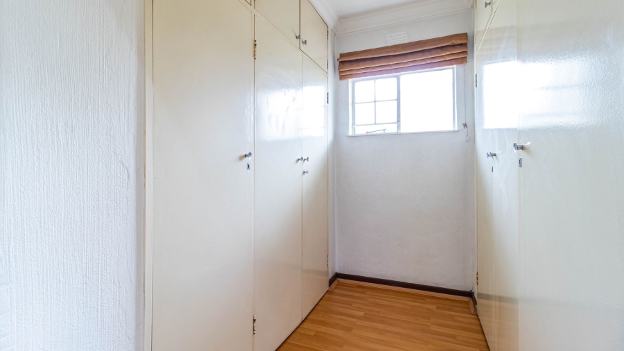 4 Bedroom Property for Sale in Rembrandt Park Gauteng