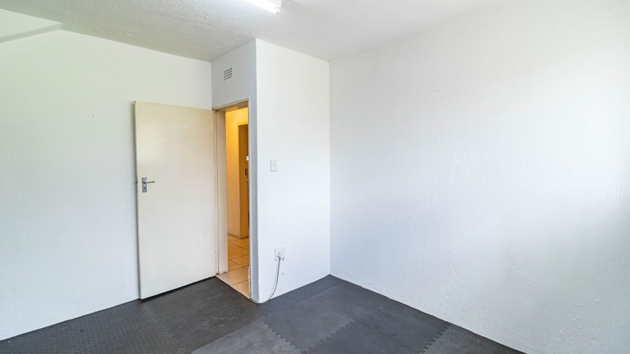 4 Bedroom Property for Sale in Rembrandt Park Gauteng