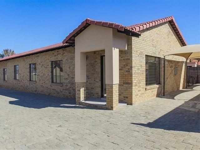 3 Bedroom Property for Sale in Liefde en Vrede Gauteng