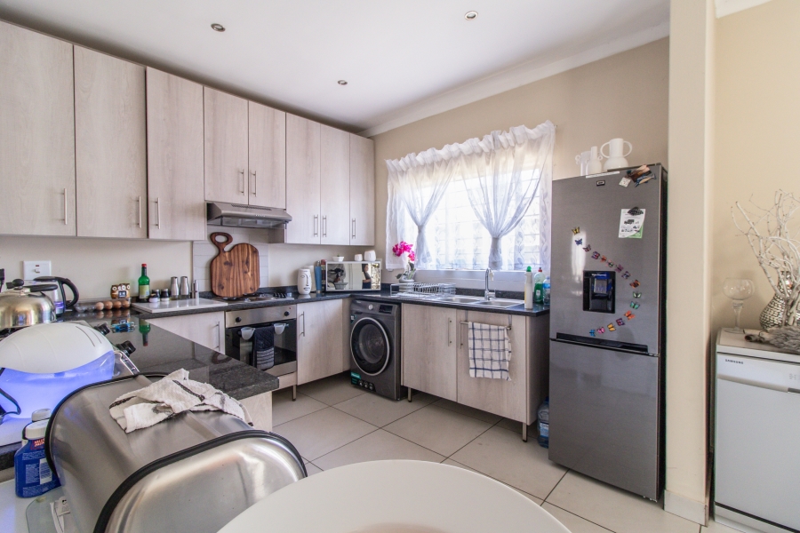 3 Bedroom Property for Sale in Liefde en Vrede Gauteng