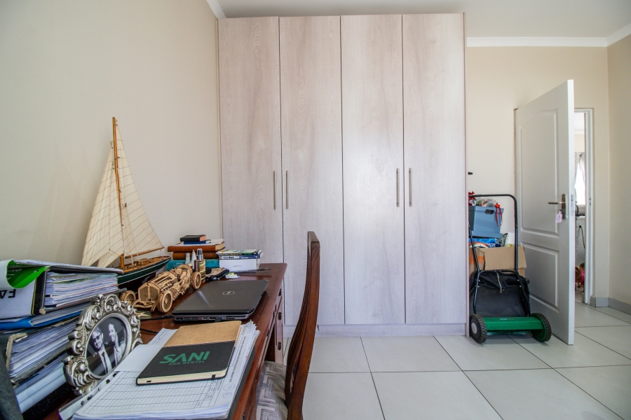 3 Bedroom Property for Sale in Liefde en Vrede Gauteng