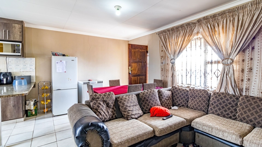 12 Bedroom Property for Sale in Lenasia South Gauteng