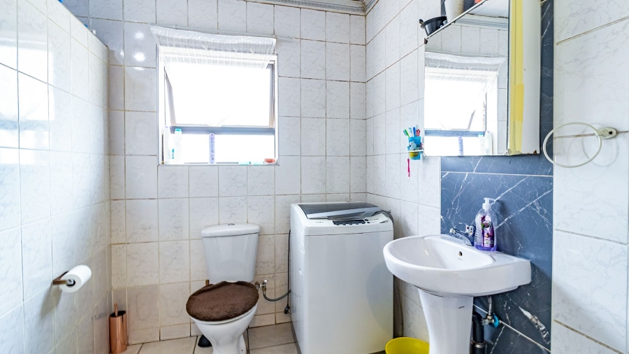 12 Bedroom Property for Sale in Lenasia South Gauteng