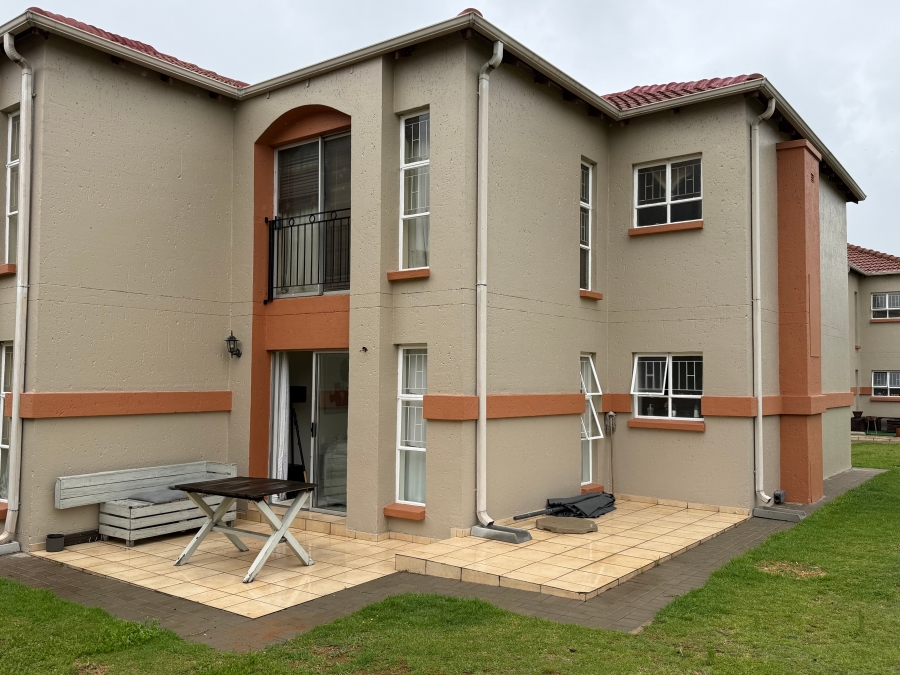 2 Bedroom Property for Sale in Aeroton Gauteng