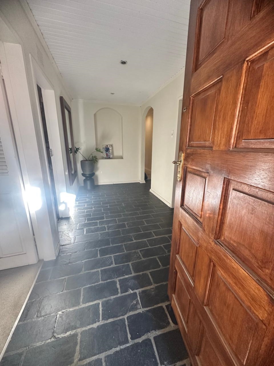 To Let 3 Bedroom Property for Rent in Brackenhurst Gauteng