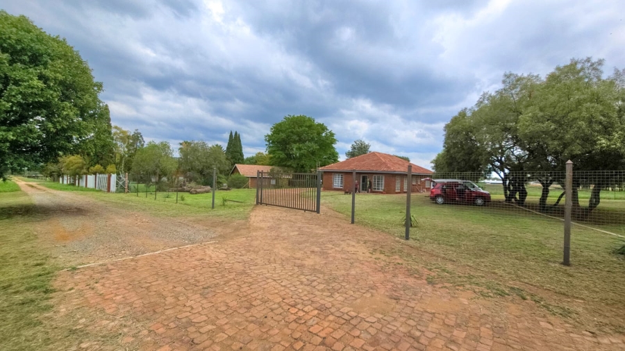 To Let 3 Bedroom Property for Rent in Kameeldrift West Gauteng