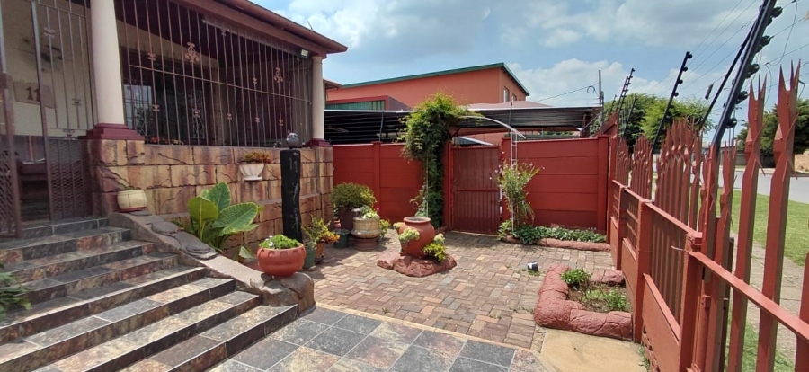 3 Bedroom Property for Sale in Krugersdorp West Gauteng