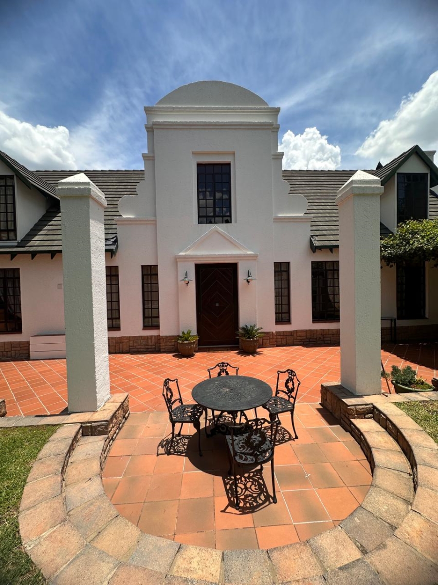 7 Bedroom Property for Sale in Sunninghill Gauteng