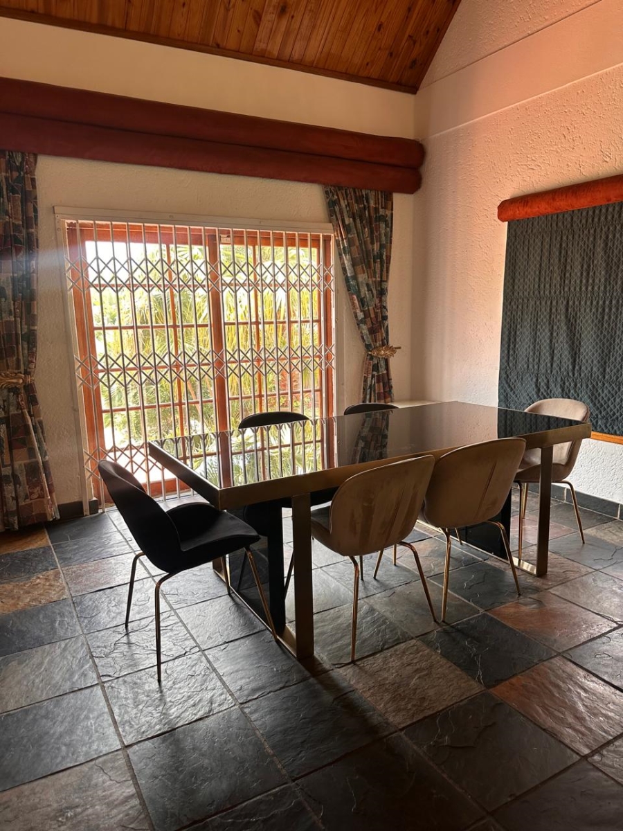 7 Bedroom Property for Sale in Sunninghill Gauteng