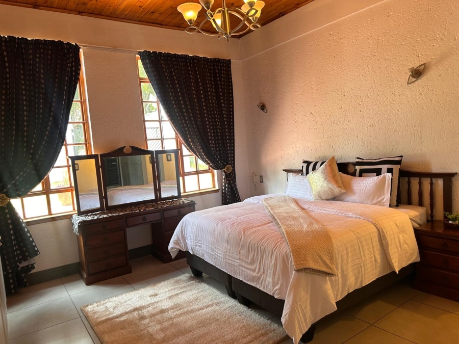 7 Bedroom Property for Sale in Sunninghill Gauteng