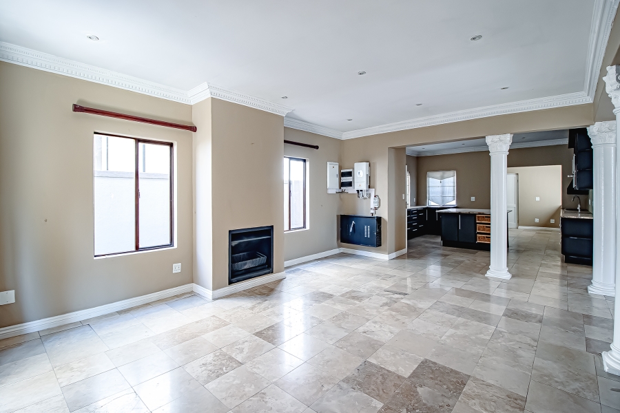 4 Bedroom Property for Sale in Blue Valley Golf Estate Gauteng