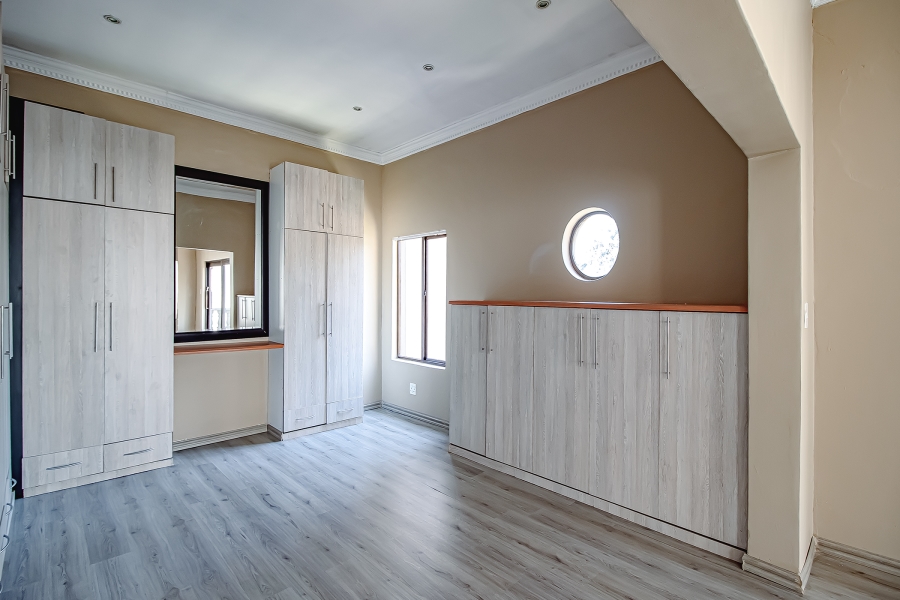 4 Bedroom Property for Sale in Blue Valley Golf Estate Gauteng