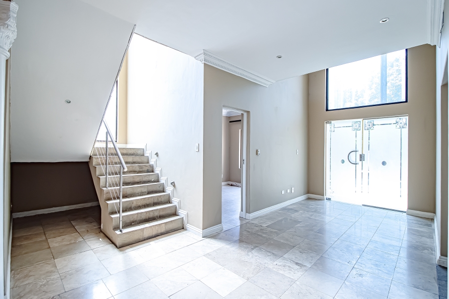 4 Bedroom Property for Sale in Blue Valley Golf Estate Gauteng