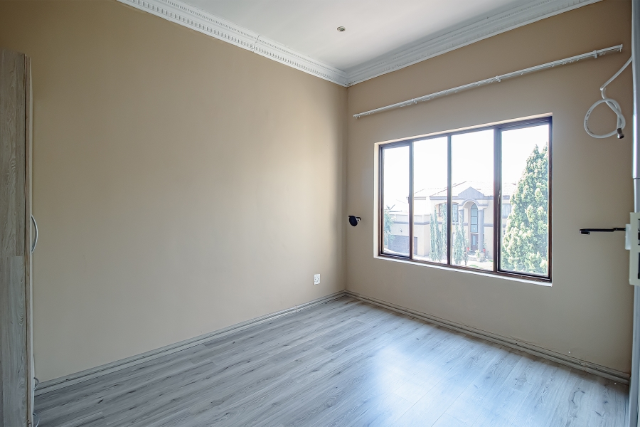 4 Bedroom Property for Sale in Blue Valley Golf Estate Gauteng