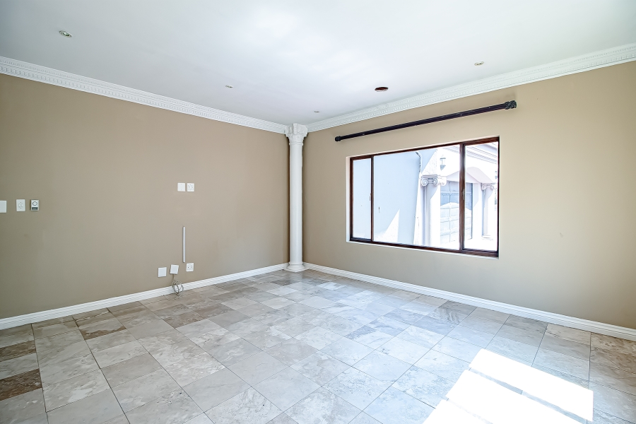 4 Bedroom Property for Sale in Blue Valley Golf Estate Gauteng