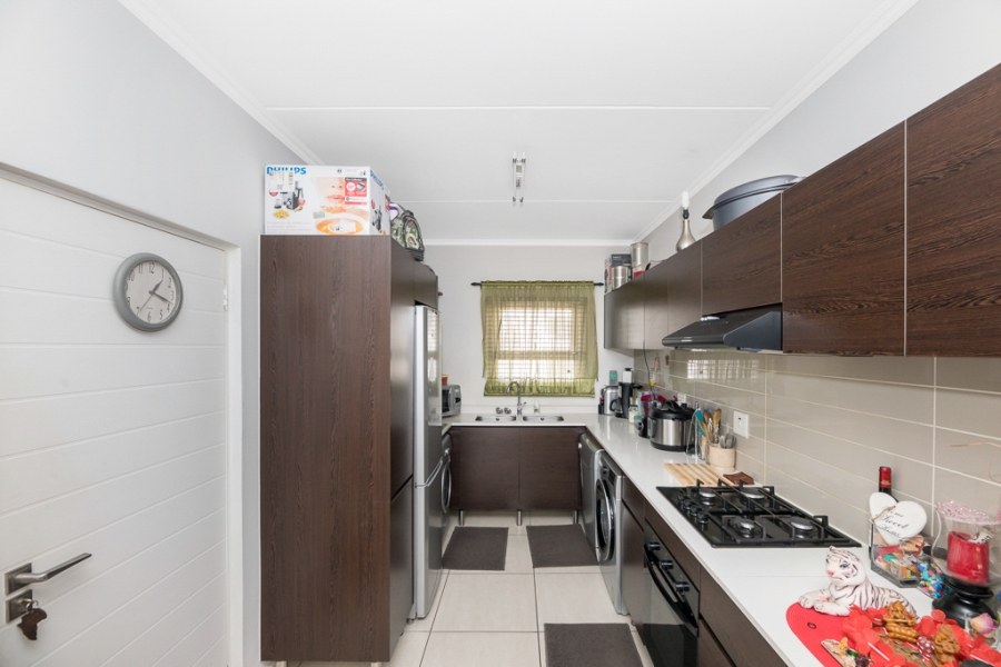 2 Bedroom Property for Sale in Greenstone Hill Gauteng