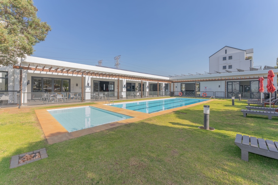 2 Bedroom Property for Sale in Greenstone Hill Gauteng