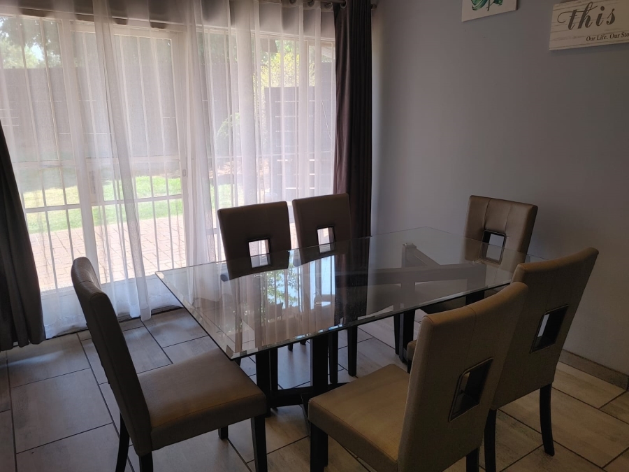 6 Bedroom Property for Sale in Dowerglen Gauteng