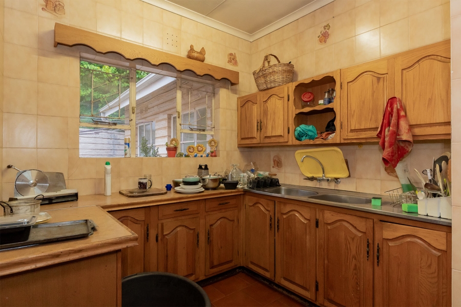 4 Bedroom Property for Sale in Larrendale Gauteng