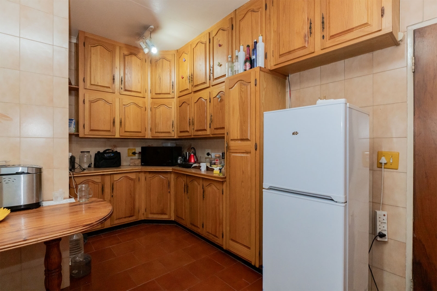 4 Bedroom Property for Sale in Larrendale Gauteng