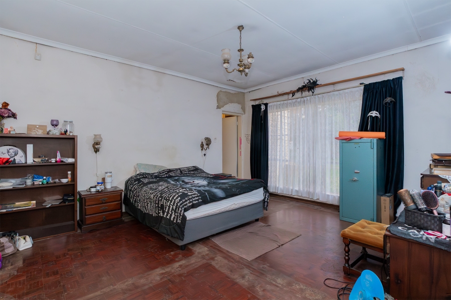 4 Bedroom Property for Sale in Larrendale Gauteng