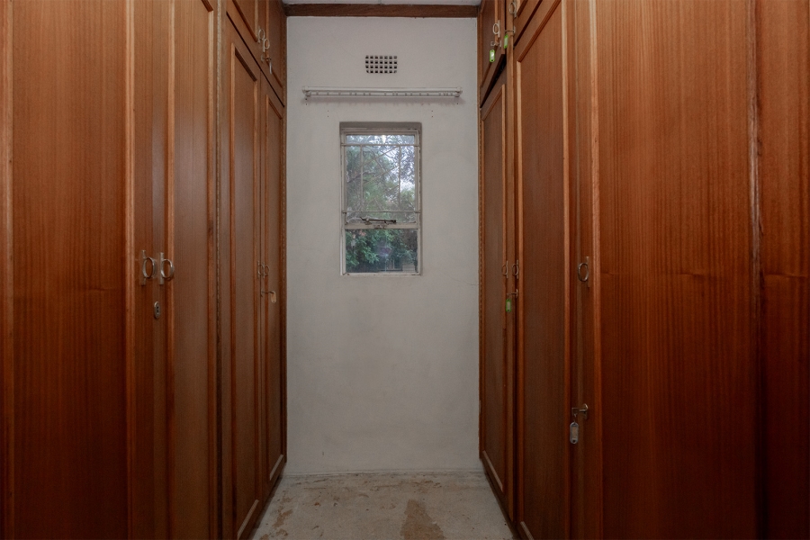 4 Bedroom Property for Sale in Larrendale Gauteng