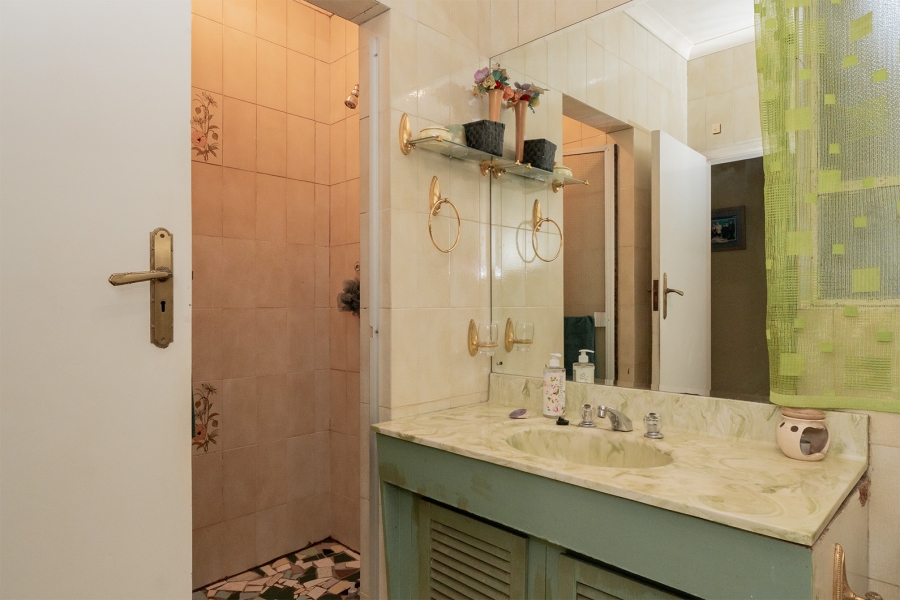 4 Bedroom Property for Sale in Larrendale Gauteng