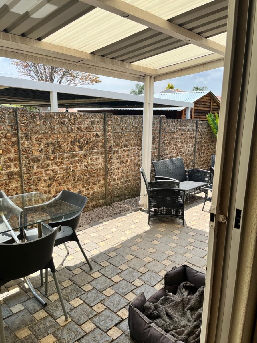 2 Bedroom Property for Sale in Eden Glen Gauteng