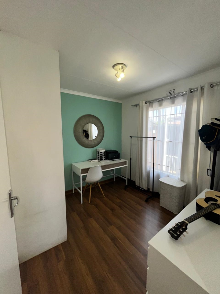 2 Bedroom Property for Sale in Eden Glen Gauteng