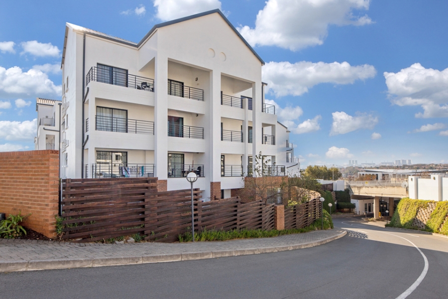 3 Bedroom Property for Sale in Greenstone Hill Gauteng