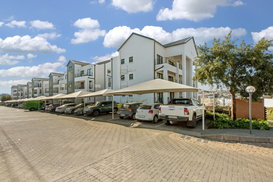 3 Bedroom Property for Sale in Greenstone Hill Gauteng