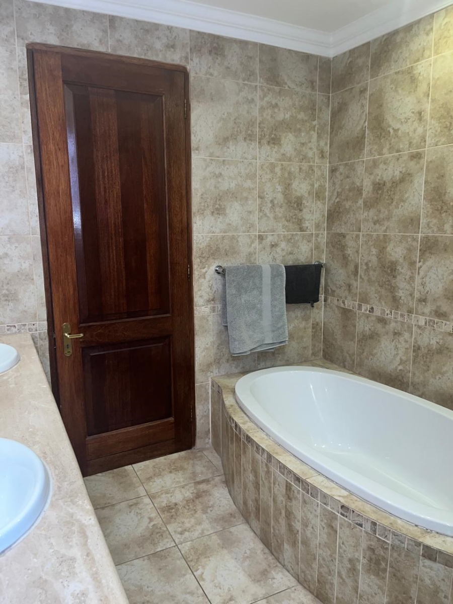 2 Bedroom Property for Sale in Bedfordview Gauteng