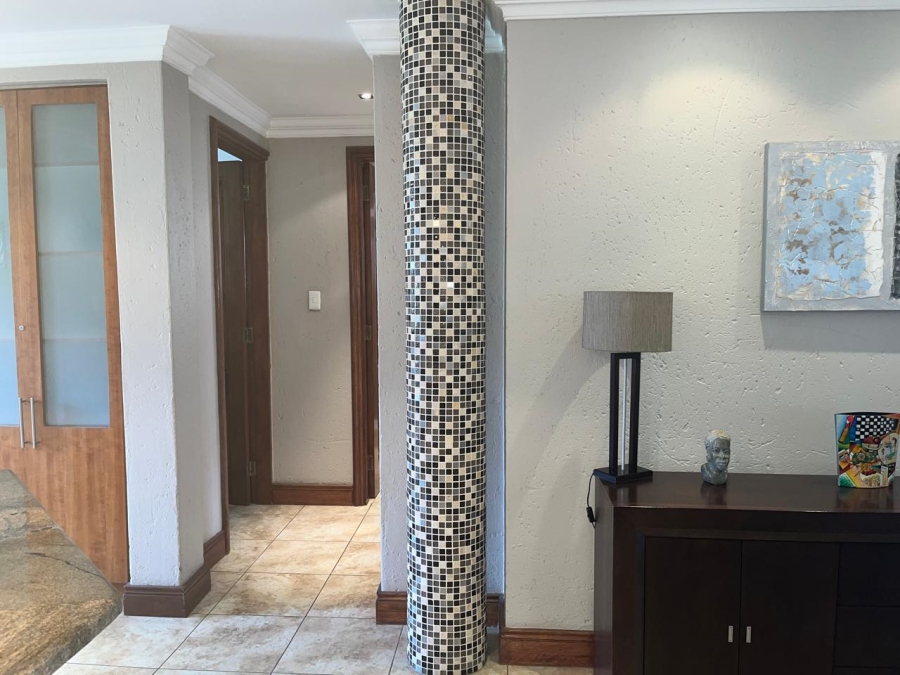 2 Bedroom Property for Sale in Bedfordview Gauteng