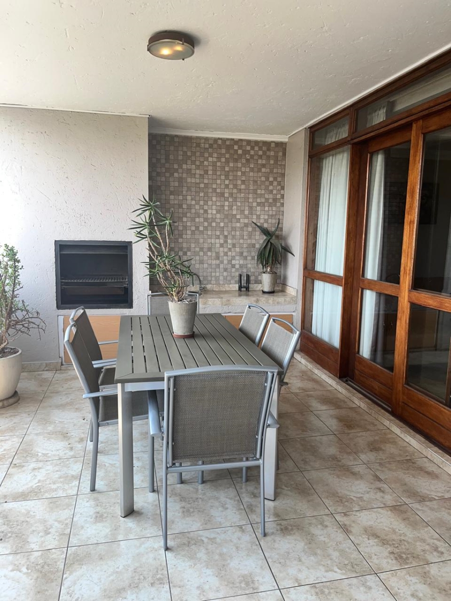 2 Bedroom Property for Sale in Bedfordview Gauteng