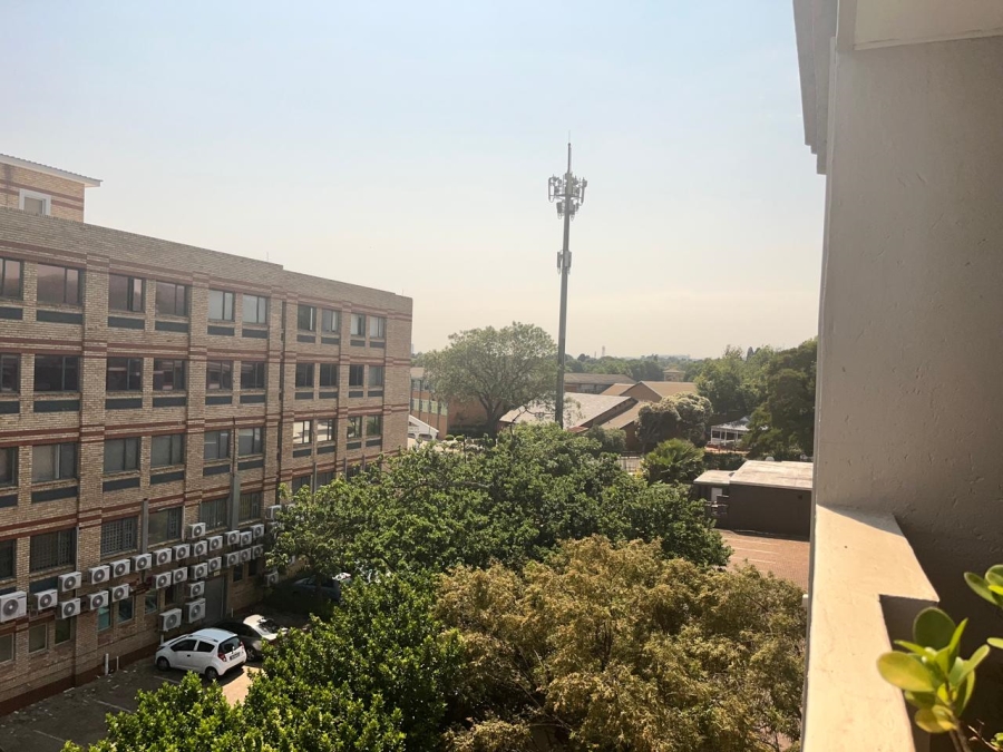 2 Bedroom Property for Sale in Bedfordview Gauteng