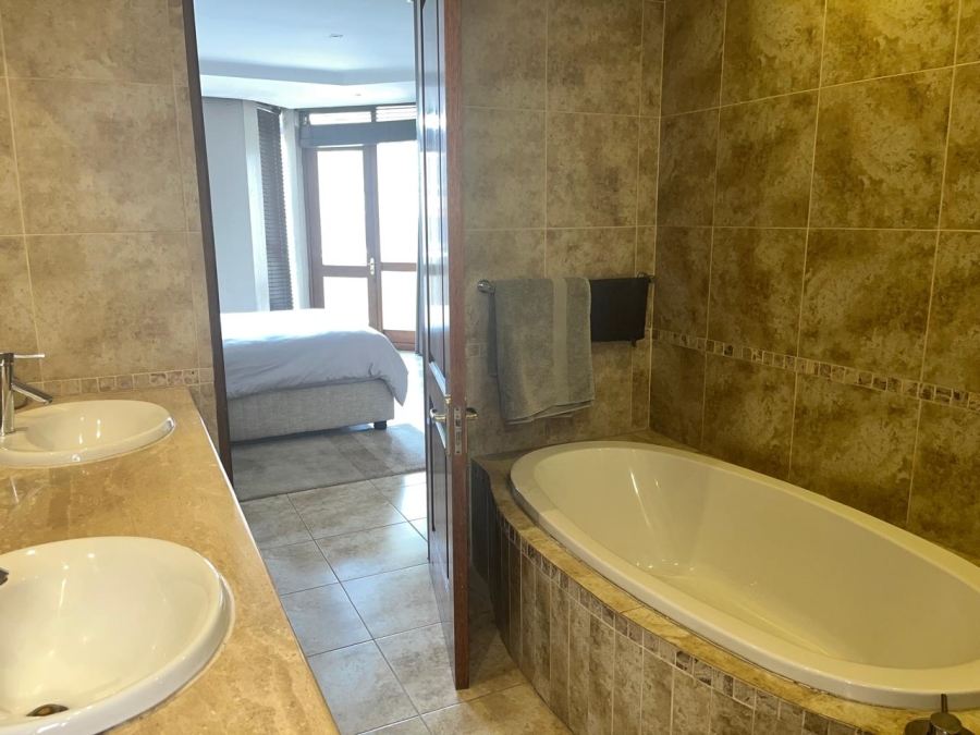 2 Bedroom Property for Sale in Bedfordview Gauteng