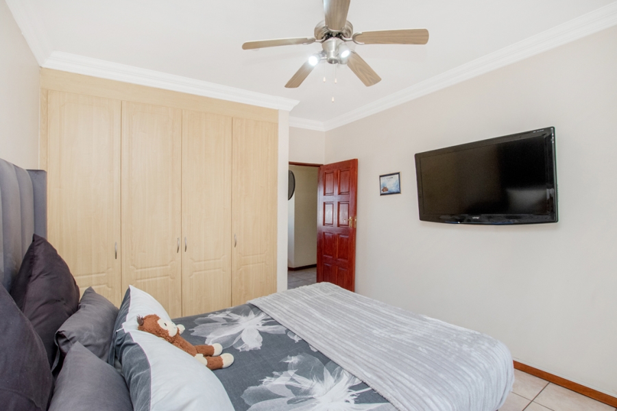 4 Bedroom Property for Sale in Rangeview Gauteng