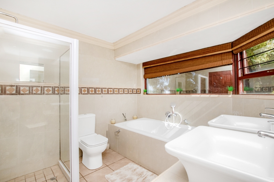 4 Bedroom Property for Sale in Rangeview Gauteng