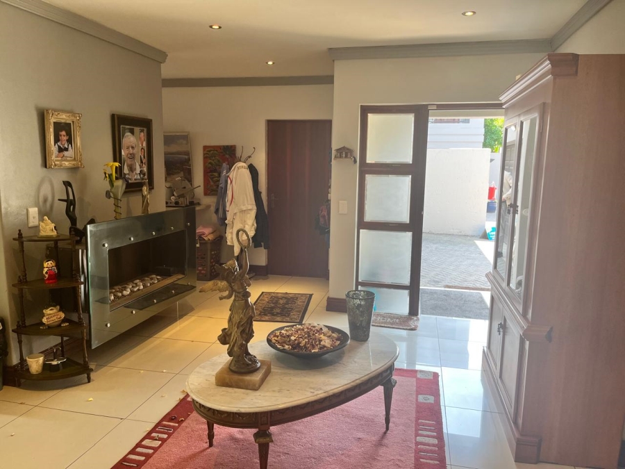 3 Bedroom Property for Sale in Bedfordview Gauteng